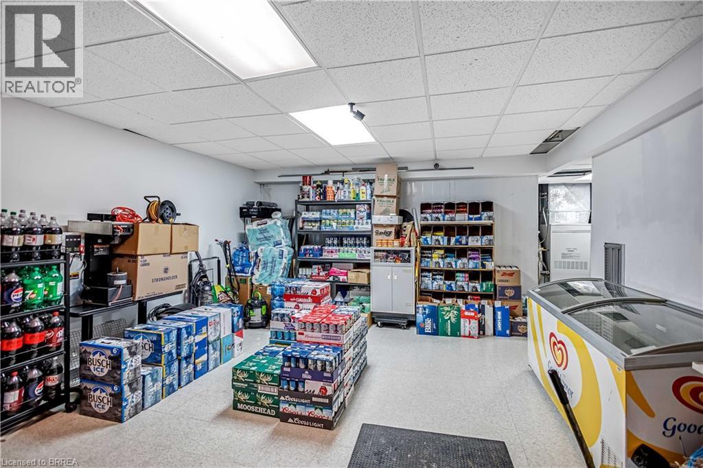 215 GRAND RIVER Avenue, Brantford, Ontario, N3T4Y3 — Photo 5