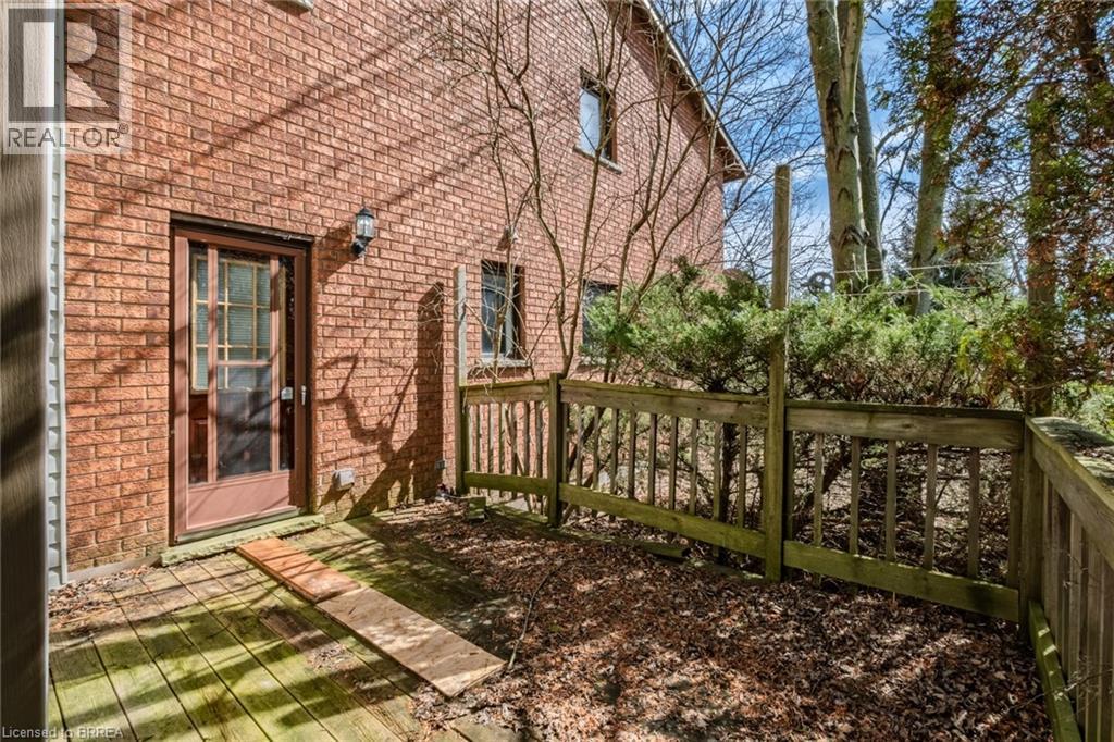 39 BAPTIST CHURCH Road, Brantford, Ontario, N3T5L4 — Photo 8