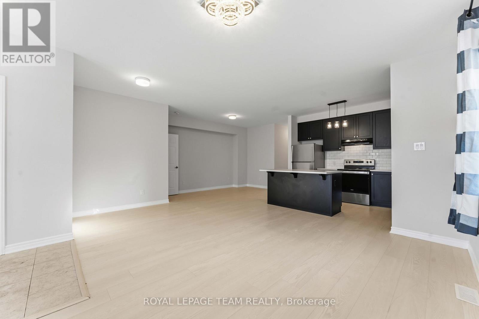 109 PILOT PRIVATE, Ottawa, Ontario, K2V0S4 — Photo 11