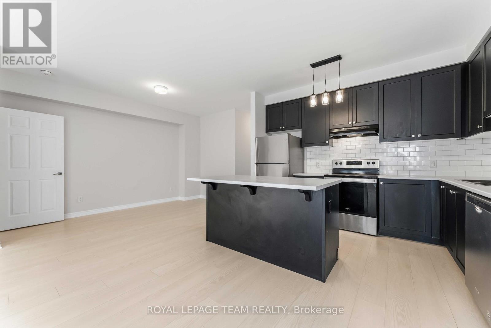 109 PILOT PRIVATE, Ottawa, Ontario, K2V0S4 — Photo 13