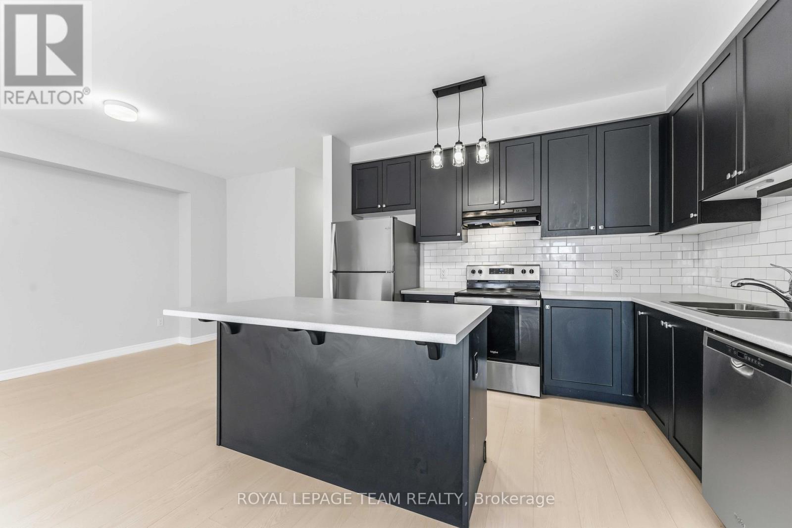 109 PILOT PRIVATE, Ottawa, Ontario, K2V0S4 — Photo 14