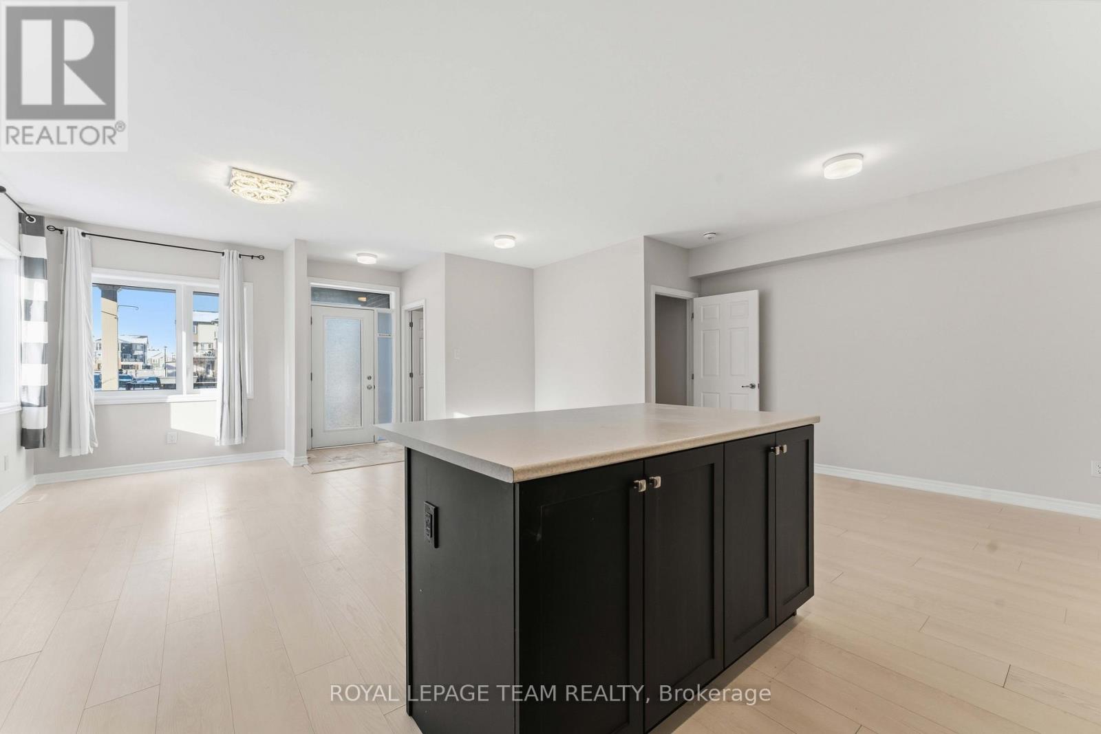 109 PILOT PRIVATE, Ottawa, Ontario, K2V0S4 — Photo 17