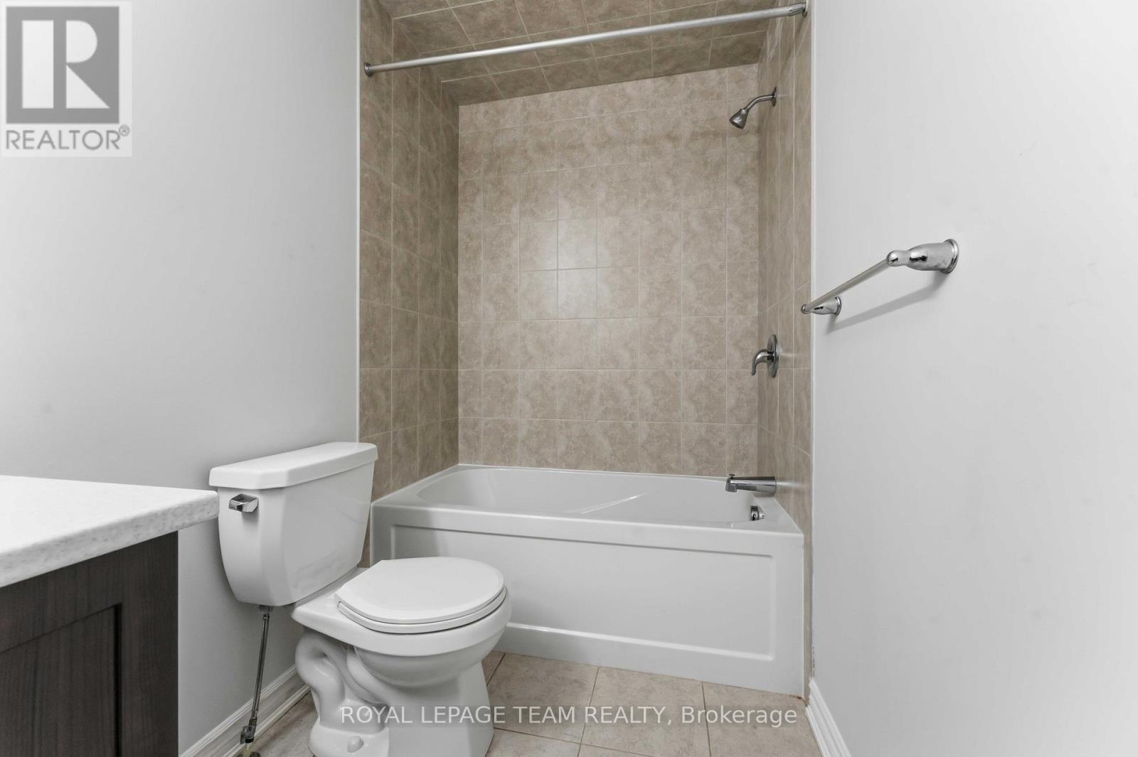 109 PILOT PRIVATE, Ottawa, Ontario, K2V0S4 — Photo 32