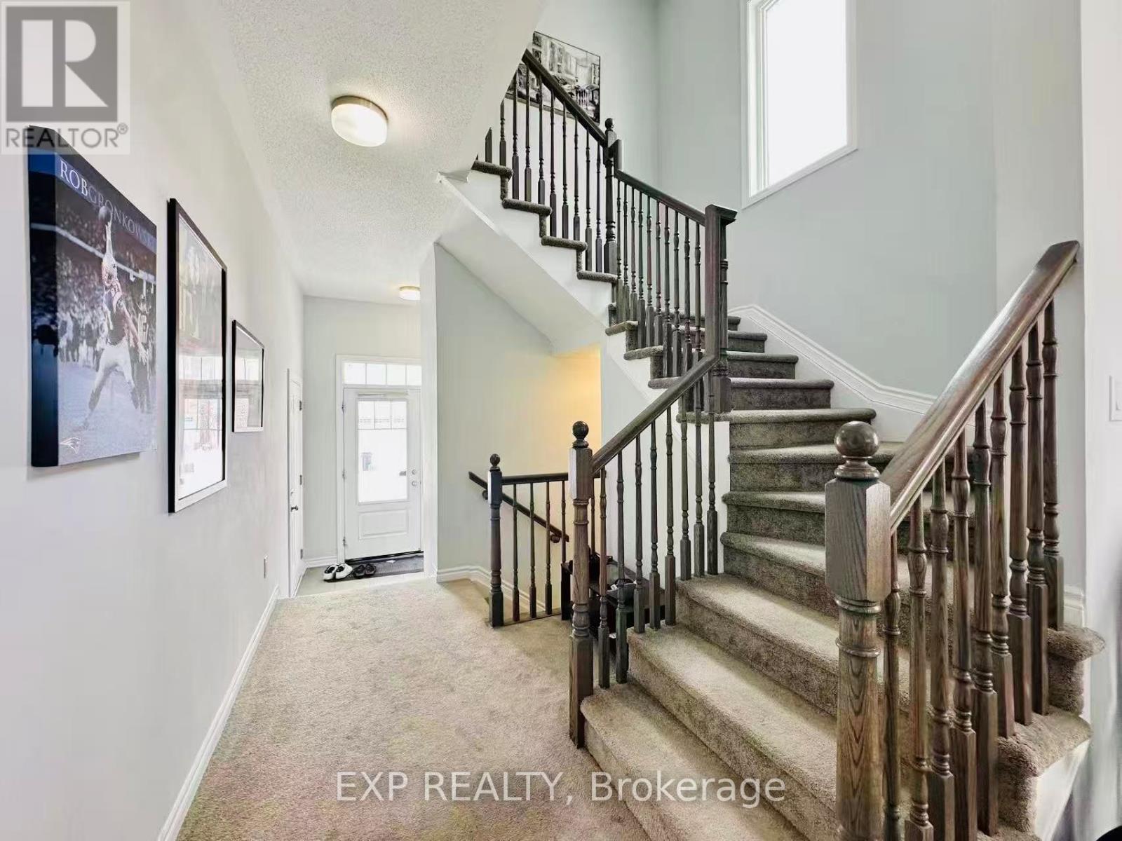 823 REGULUS RIDGE, Ottawa, Ontario, K2J6S9 — Photo 2