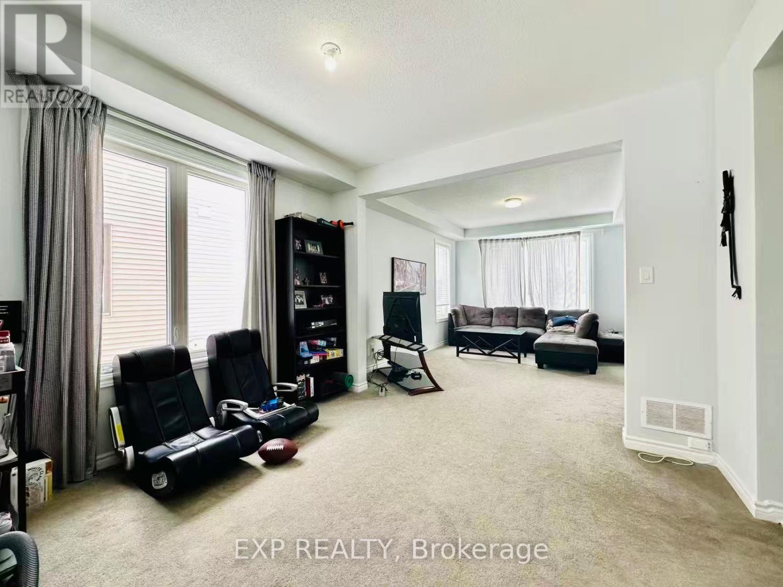 823 REGULUS RIDGE, Ottawa, Ontario, K2J6S9 — Photo 3