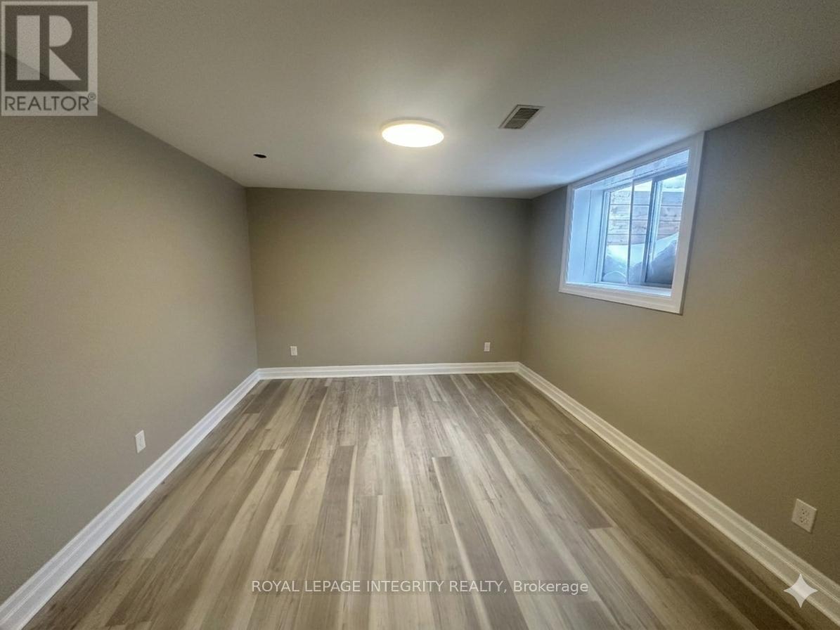 B - 1398 JAMISON AVENUE, Ottawa, Ontario, K1E1J5 — Photo 14