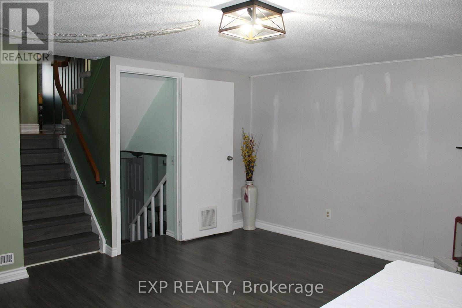 42 LINDRIDGE AVENUE, Brampton (Westgate), Ontario, L6S3X1 — Photo 16