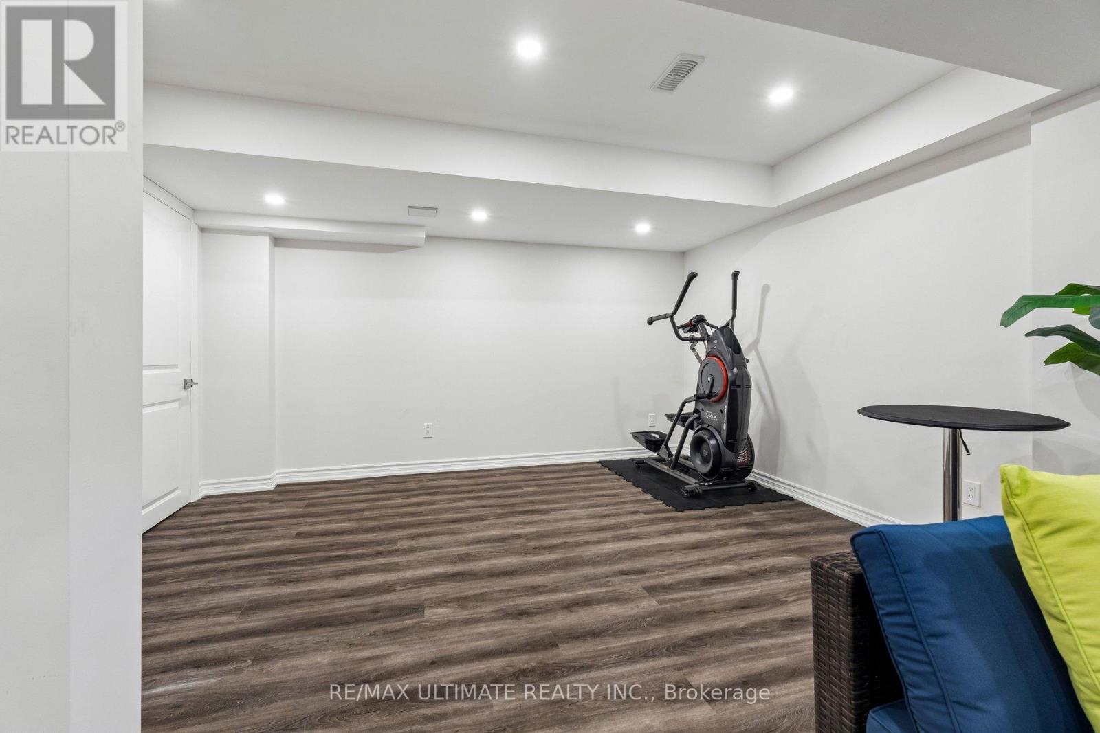 61 OGSTON CRESCENT, Whitby, Ontario, L1P0H2 — Photo 13