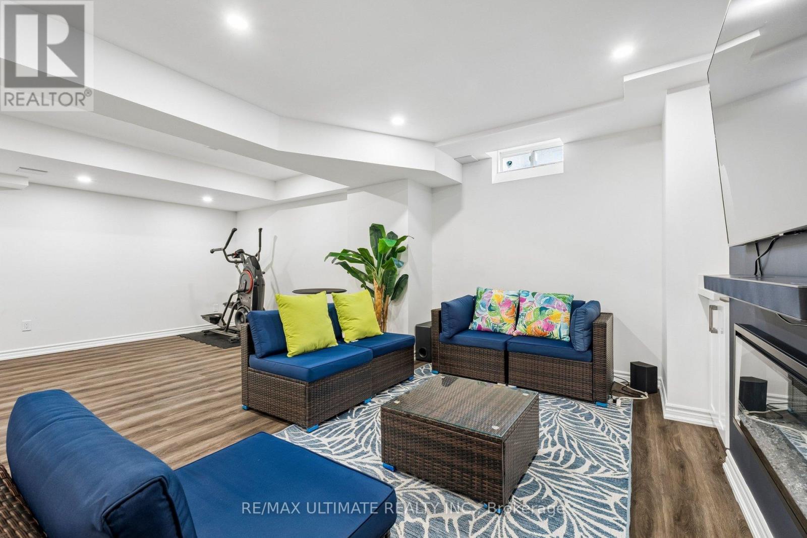 61 OGSTON CRESCENT, Whitby, Ontario, L1P0H2 — Photo 16