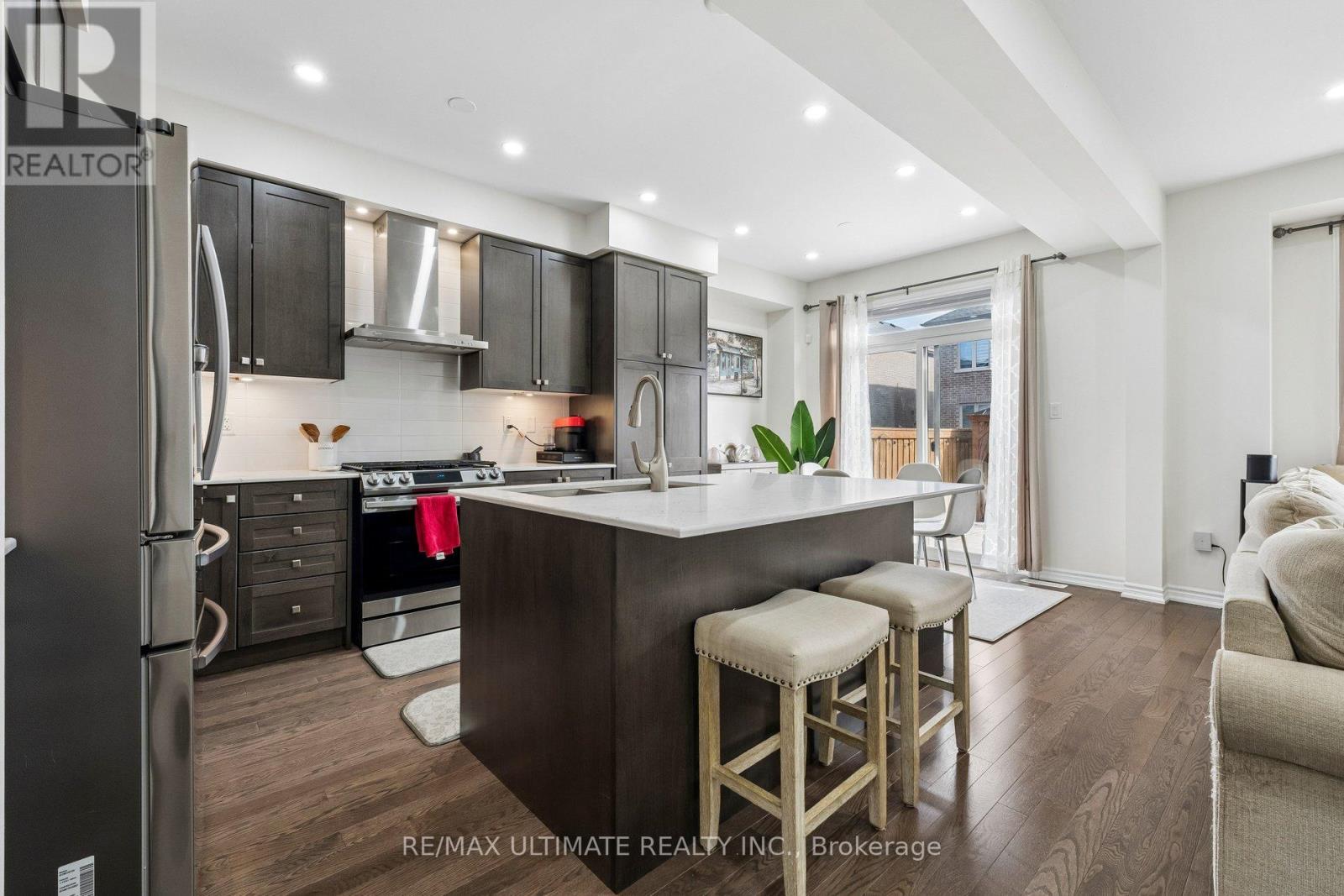 61 OGSTON CRESCENT, Whitby, Ontario, L1P0H2 — Photo 32