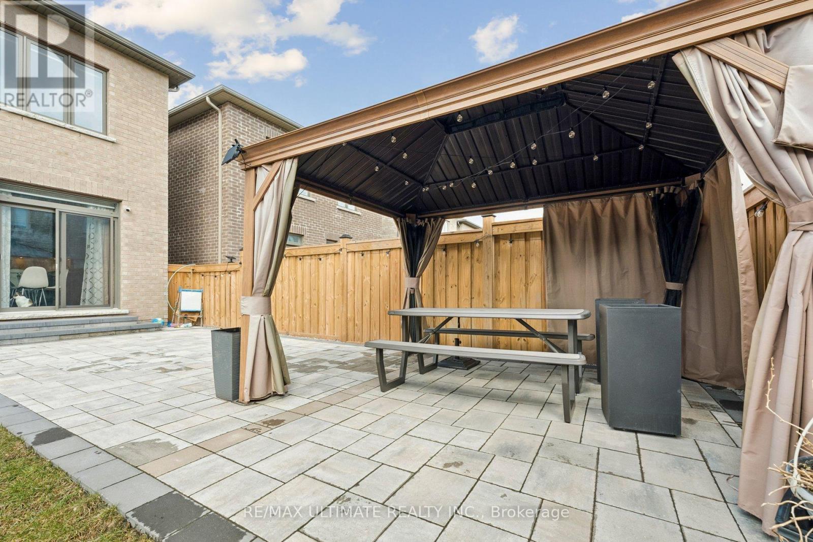 61 OGSTON CRESCENT, Whitby, Ontario, L1P0H2 — Photo 34