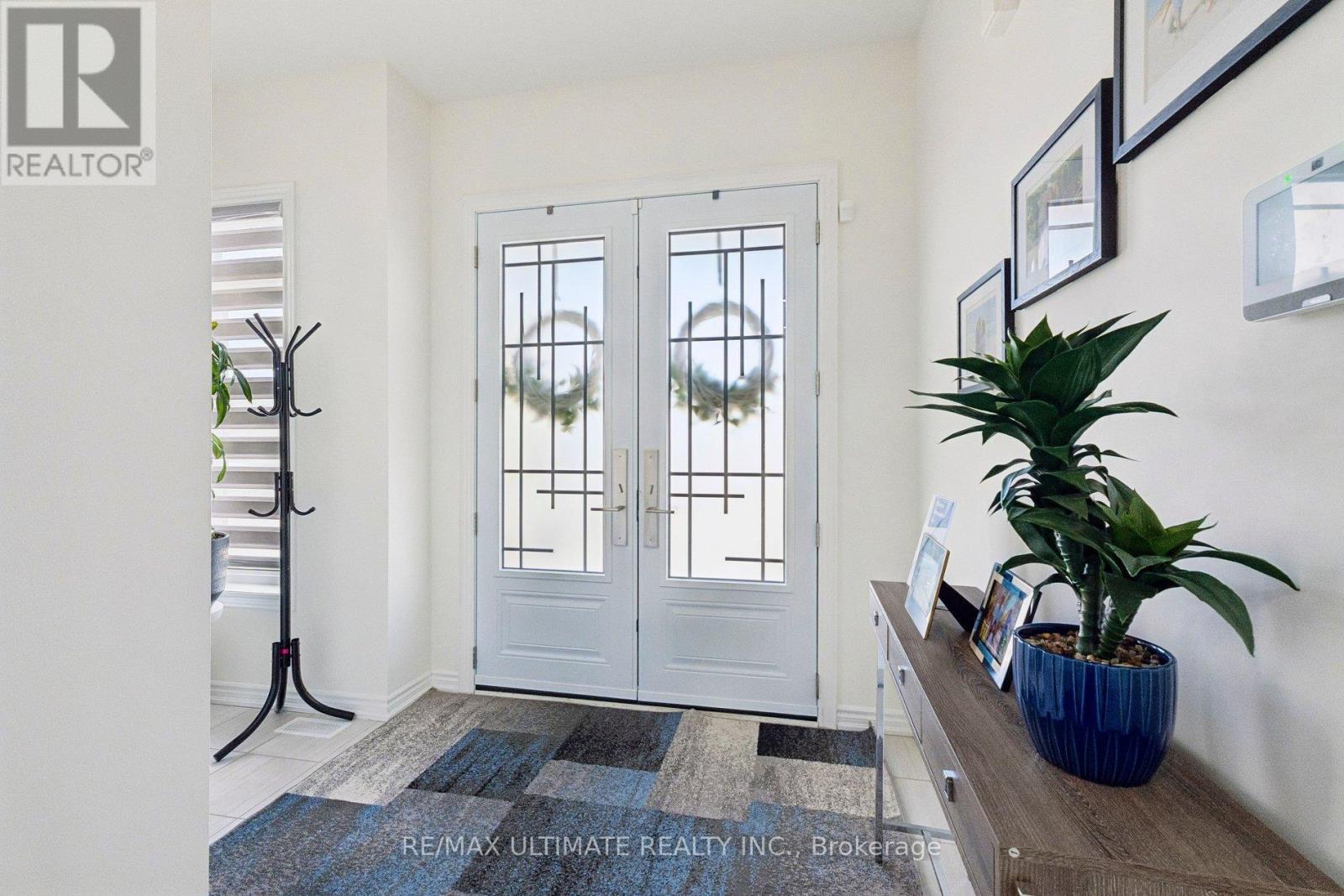 61 OGSTON CRESCENT, Whitby, Ontario, L1P0H2 — Photo 6