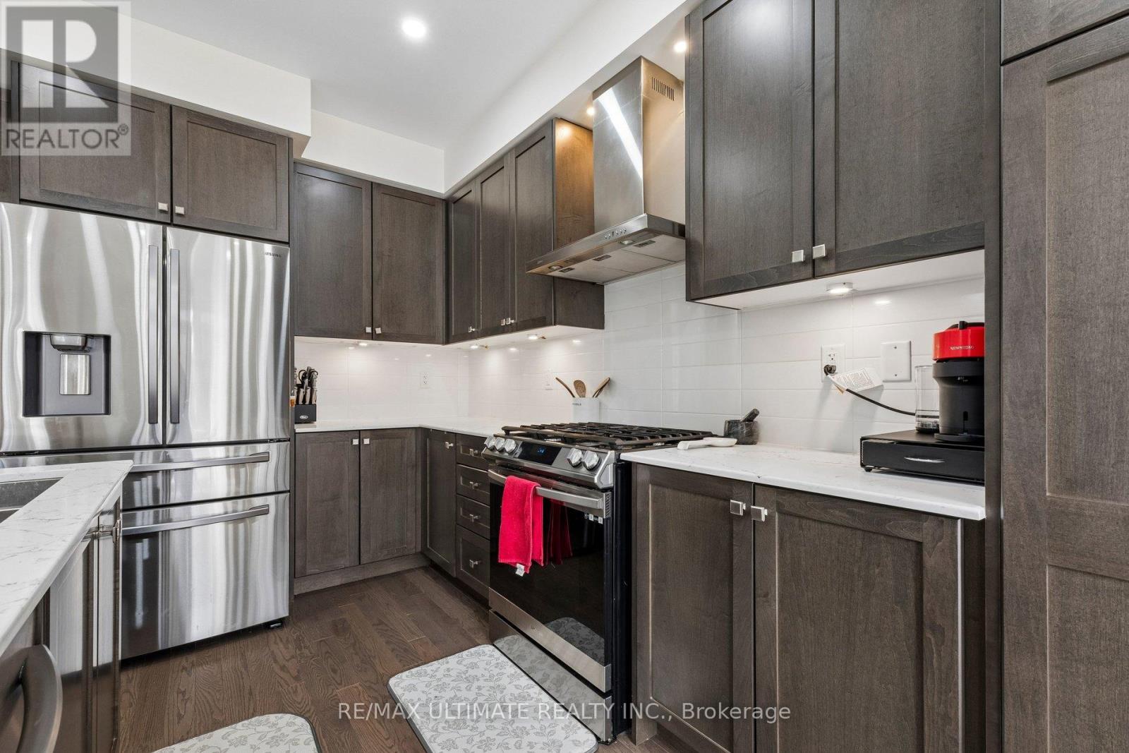 61 OGSTON CRESCENT, Whitby, Ontario, L1P0H2 — Photo 9