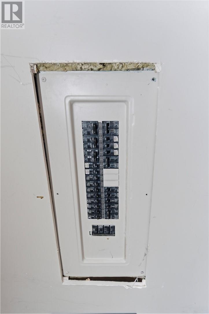 218 Regent, Sudbury, Ontario, P3C4C5 — Photo 5