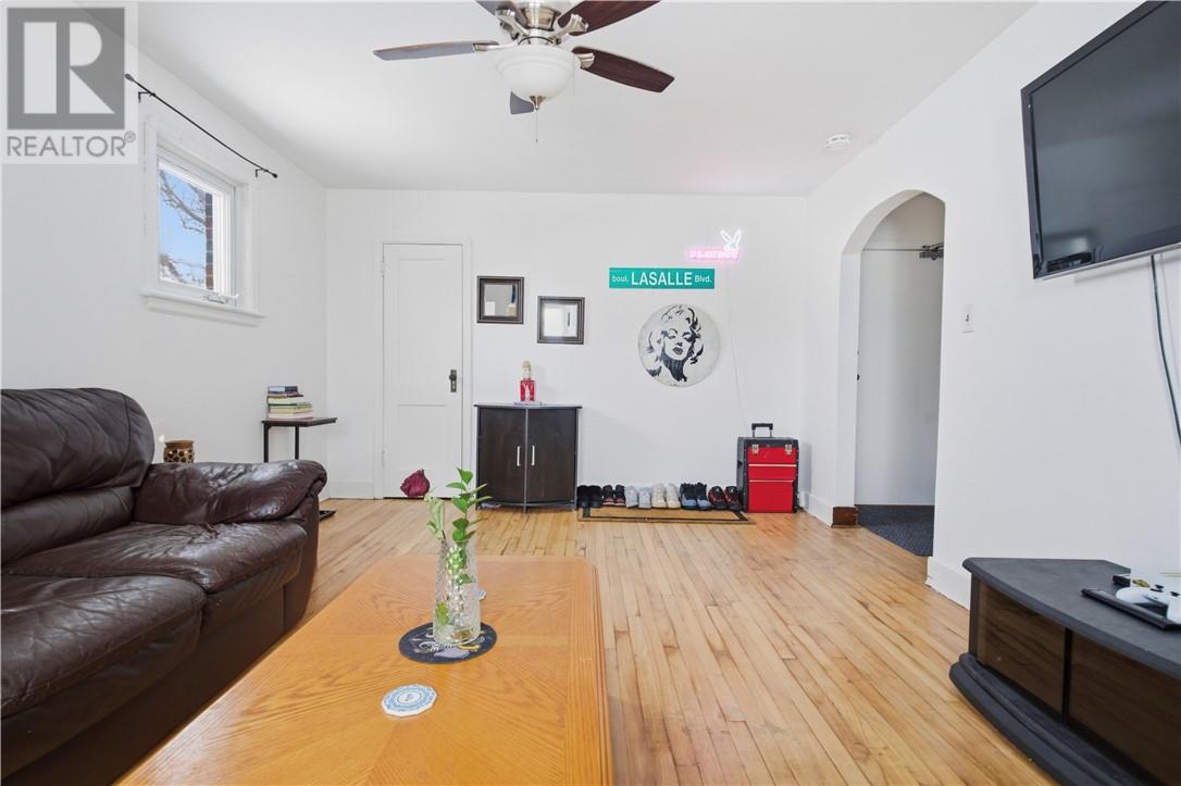 218 Regent, Sudbury, Ontario, P3C4C5 — Photo 8