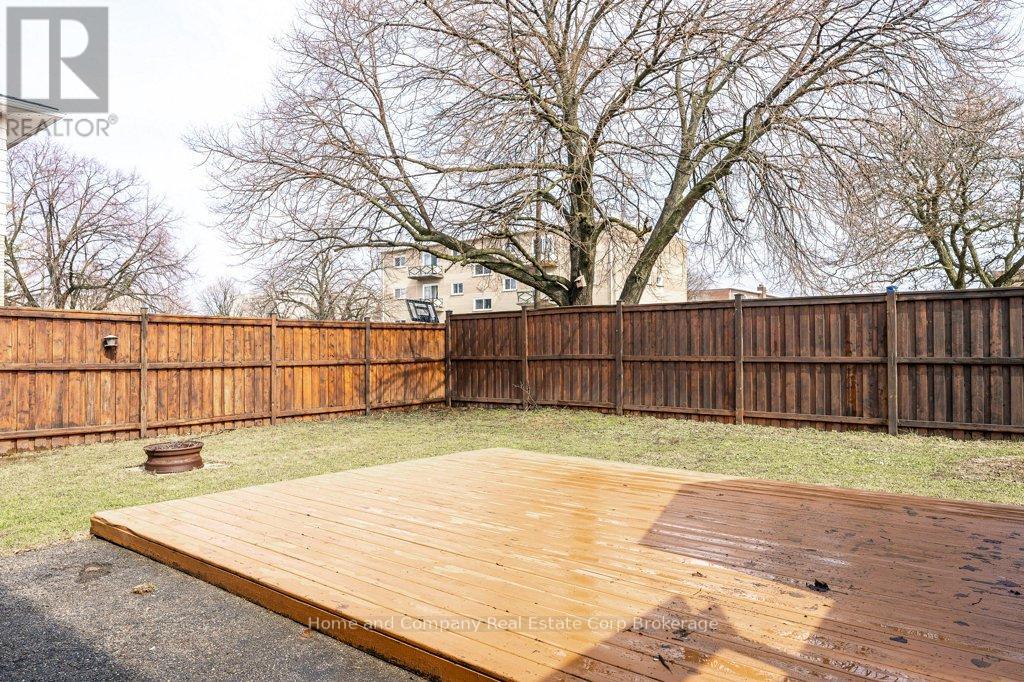 316 ELGIN CRESCENT, Stratford, Ontario, N5A3Z7 — Photo 7