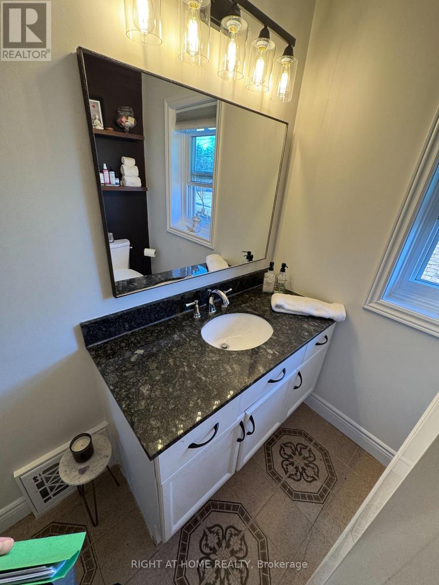 655-91 GILES BOULEVARD, Windsor, Ontario, N9A4E3 — Photo 9