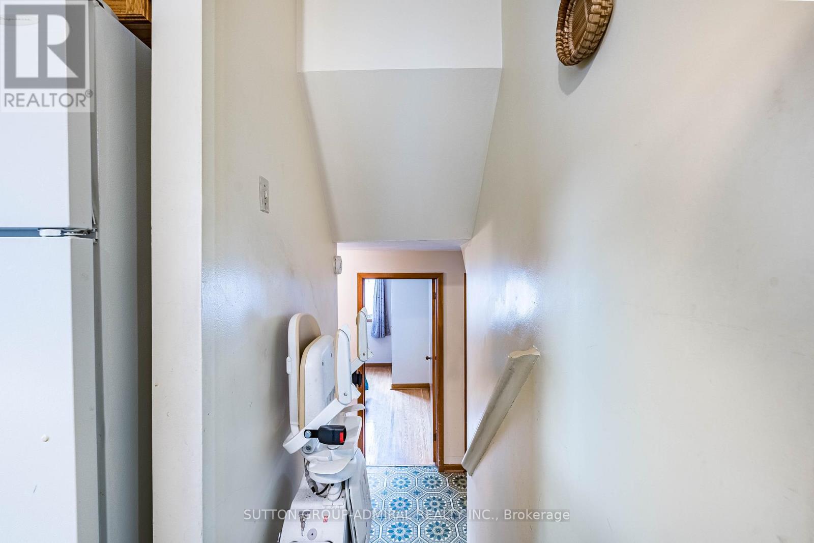 92 REDGRAVE DRIVE, Toronto (Willowridge-Martingrove-Richview), Ontario, M9R3V3 — Photo 5