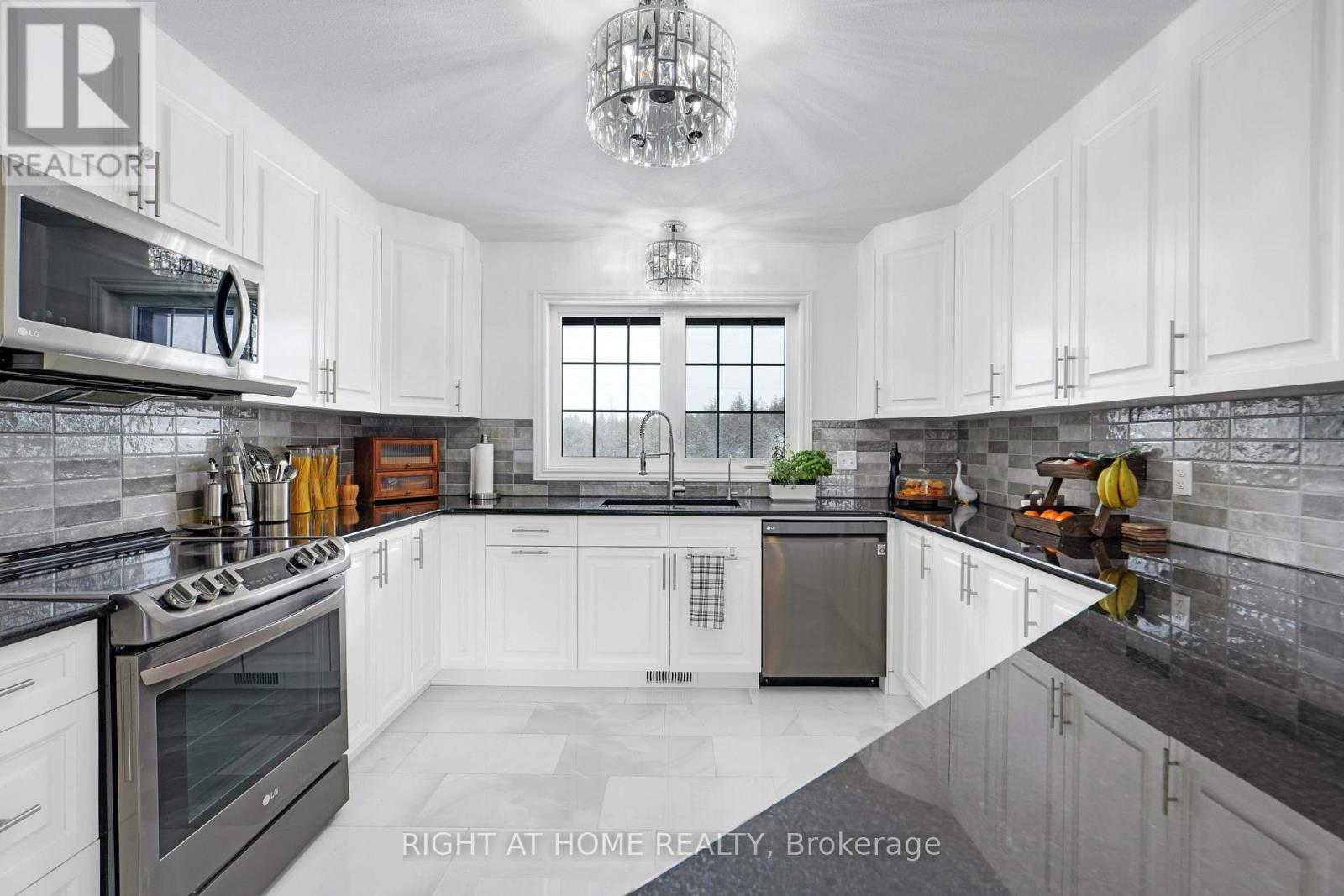 8833 COPELAND ROAD, Ottawa, Ontario, K0A1B0 — Photo 3