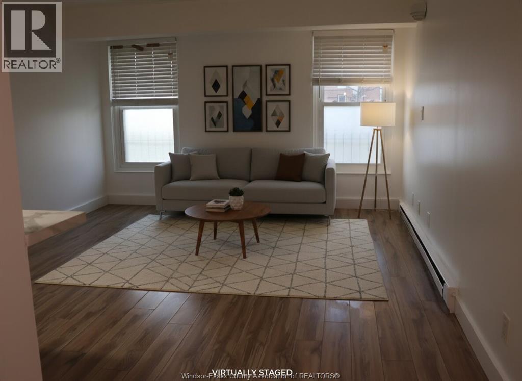 6513 THORNBERRY CRESCENT, Windsor, Ontario, N8T3A6 — Photo 3