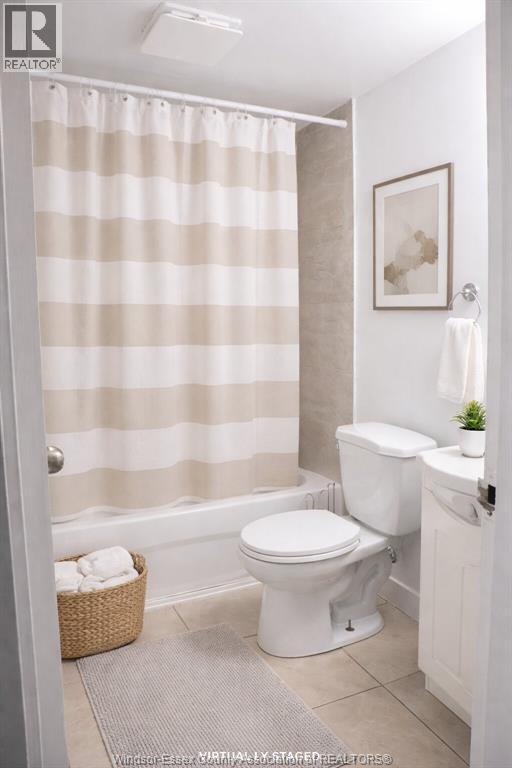 6513 THORNBERRY CRESCENT, Windsor, Ontario, N8T3A6 — Photo 5