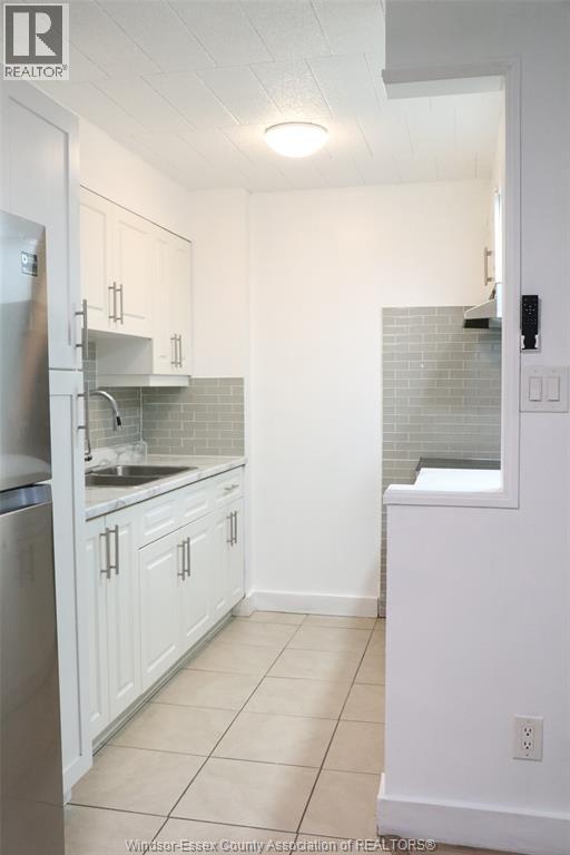 6513 THORNBERRY CRESCENT, Windsor, Ontario, N8T3A6 — Photo 3