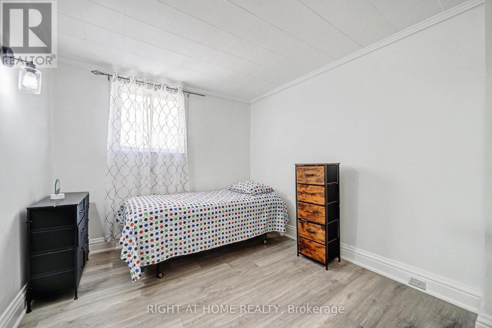 36 BERRYMAN AVENUE, St. Catharines (E. Chester), Ontario, L2R3W9 — Photo 22