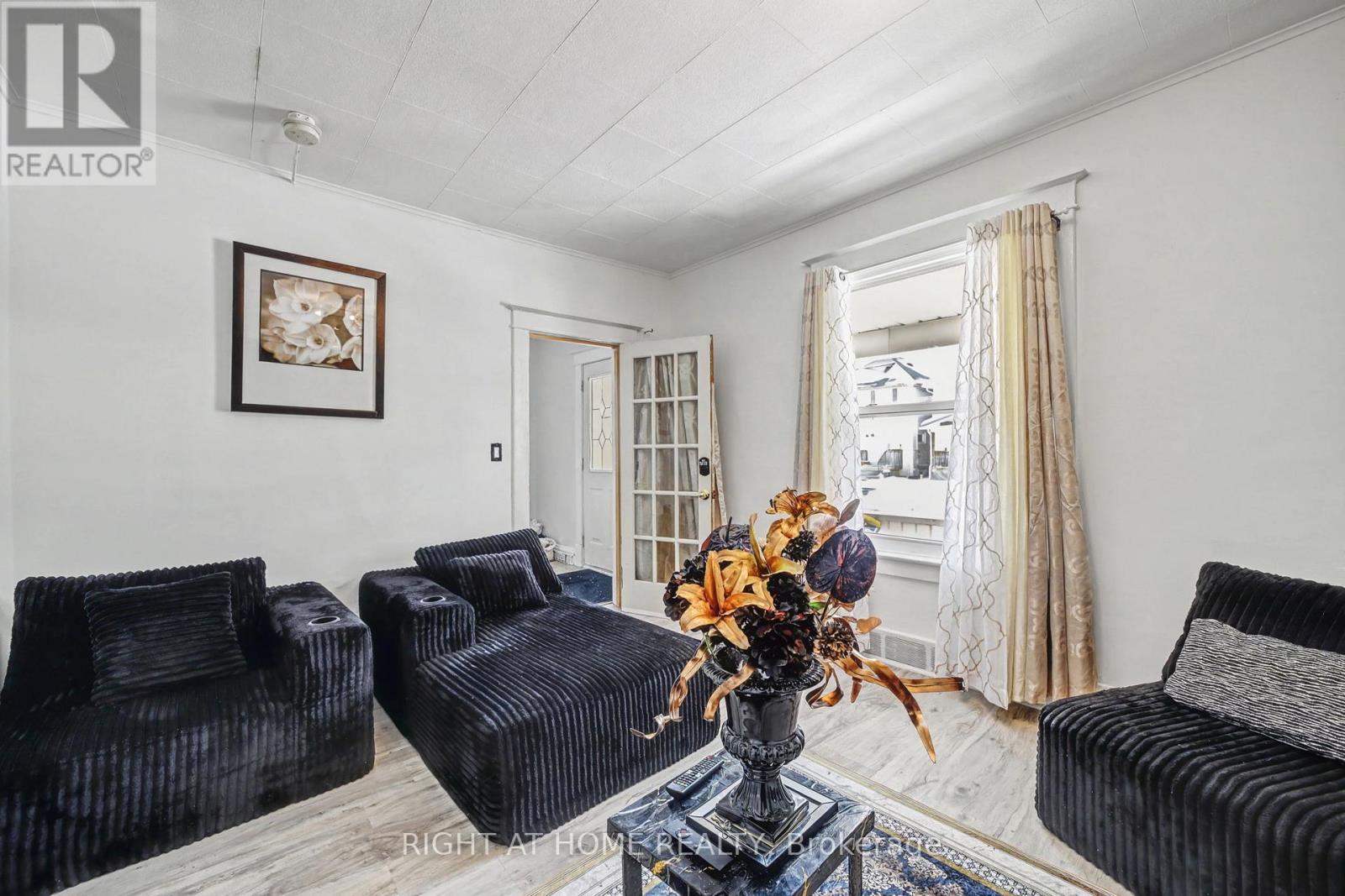 36 BERRYMAN AVENUE, St. Catharines (E. Chester), Ontario, L2R3W9 — Photo 31