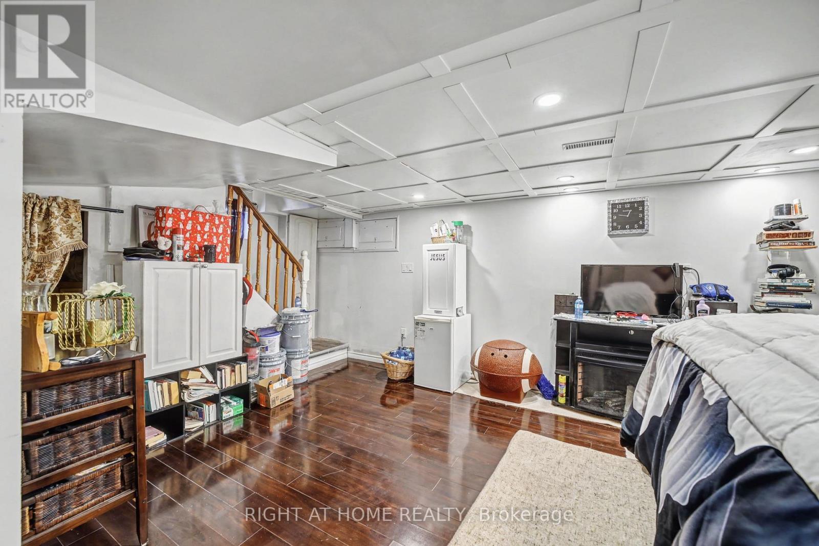 36 BERRYMAN AVENUE, St. Catharines (E. Chester), Ontario, L2R3W9 — Photo 9