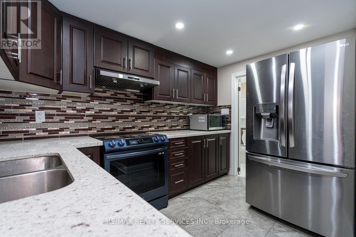 34 THORNVALLEY TERRACE, Caledon, Ontario, L7C4H9 — Photo 14