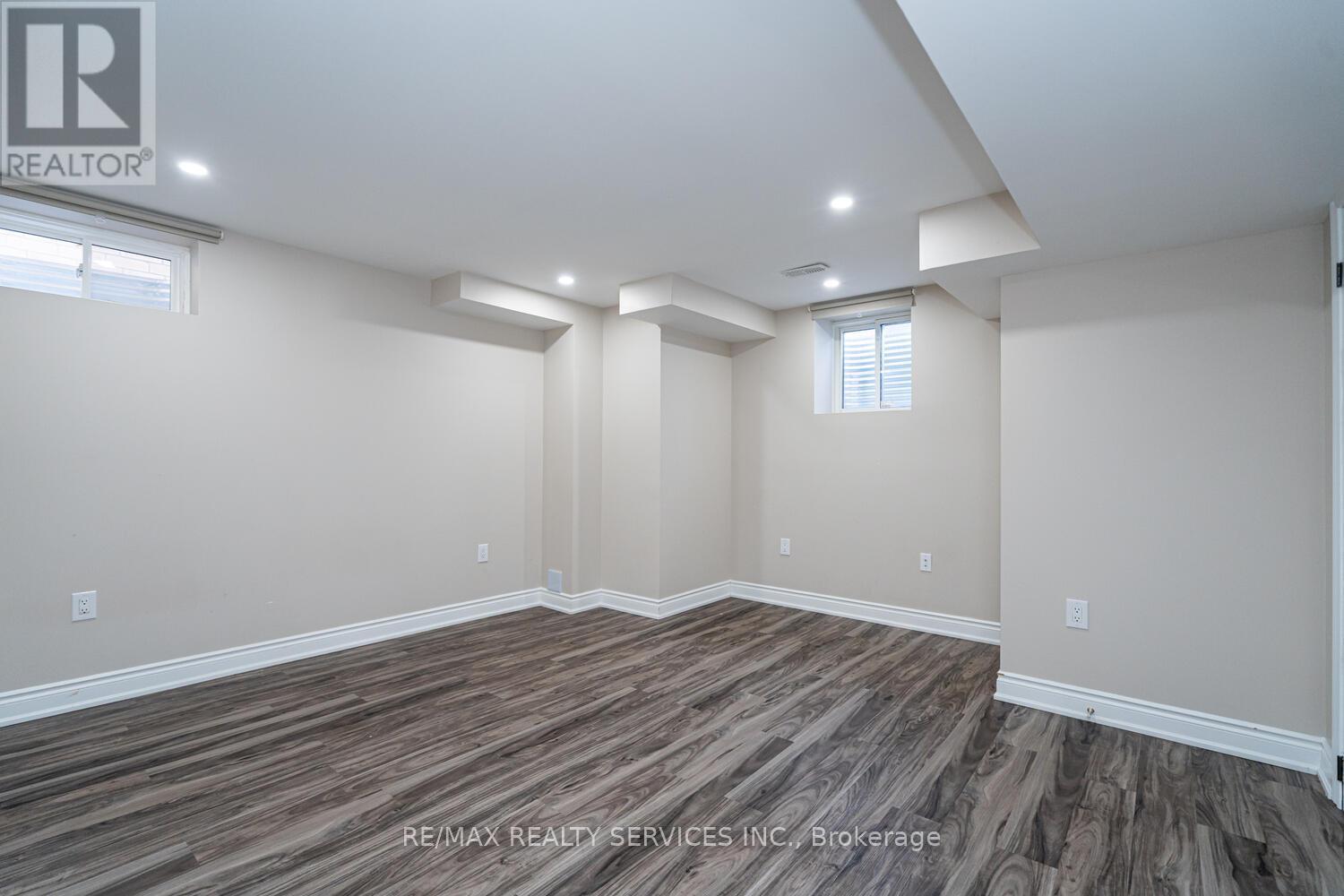 34 THORNVALLEY TERRACE, Caledon, Ontario, L7C4H9 — Photo 7