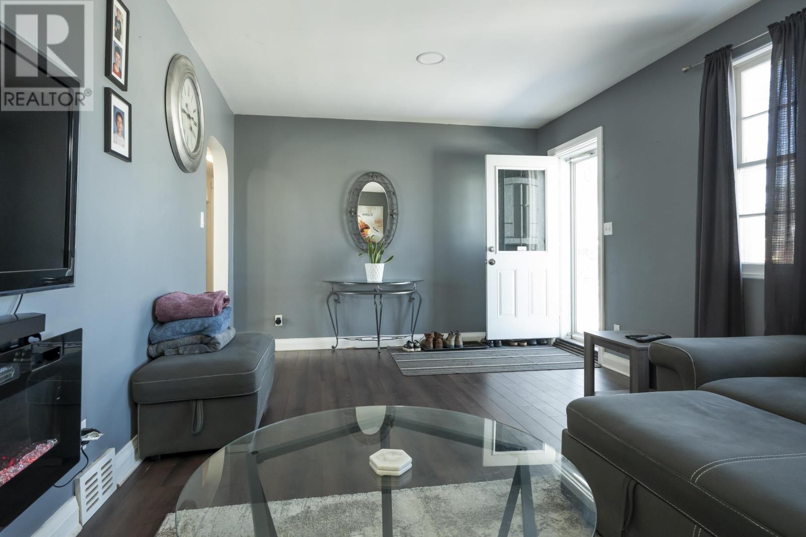 2146 Begin ST E, Thunder Bay, Ontario, P7E5L6 — Photo 5