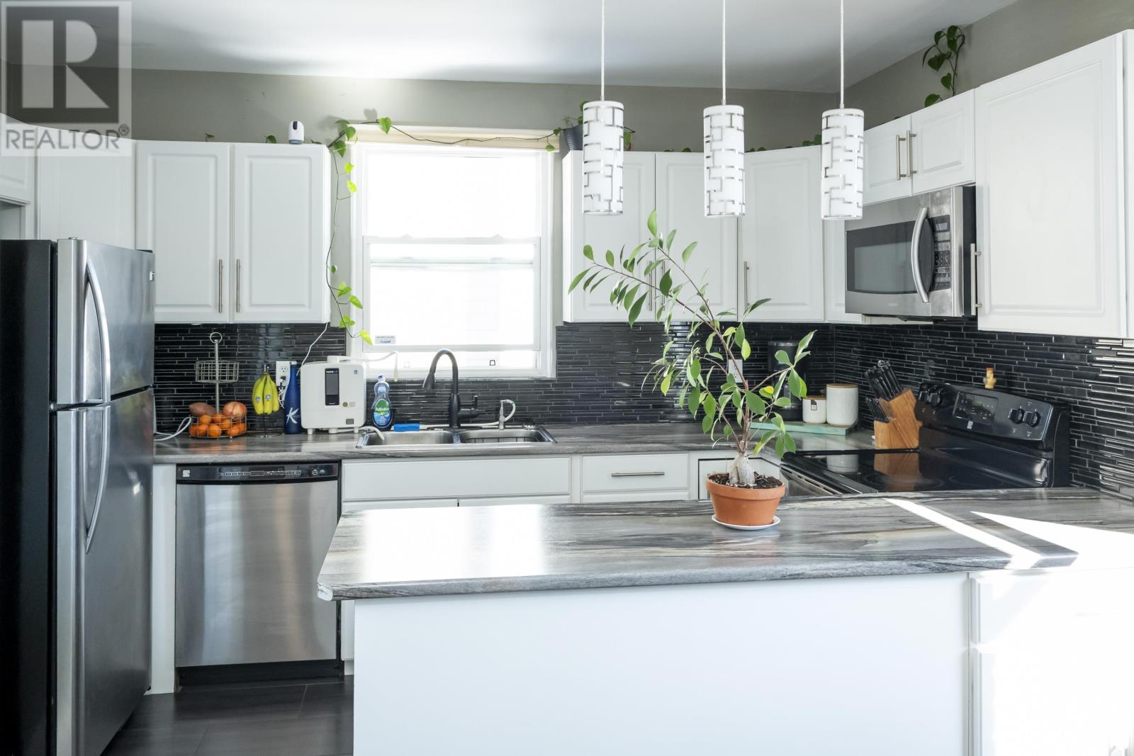 2146 Begin ST E, Thunder Bay, Ontario, P7E5L6 — Photo 9