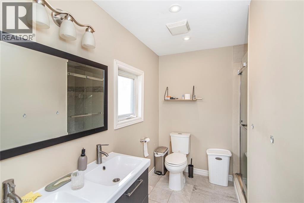 443 ELEVENTH Road E, Stoney Creek, Ontario, L8J3N4 — Photo 26