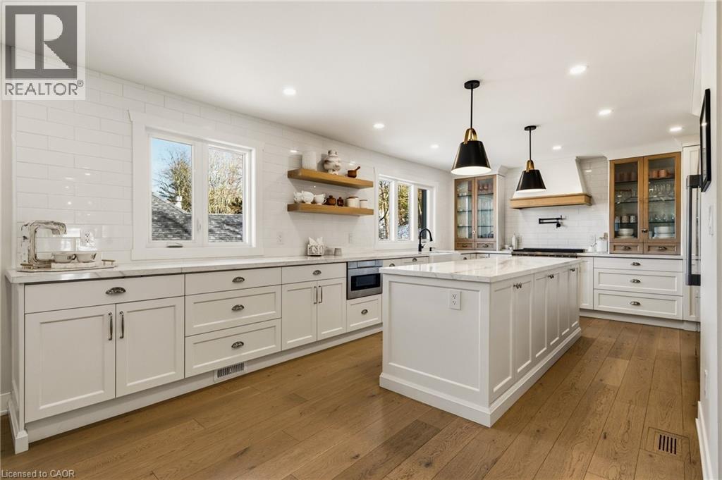 204 FALLING BROOK Drive, Ancaster, Ontario, L9G1E6 — Photo 15