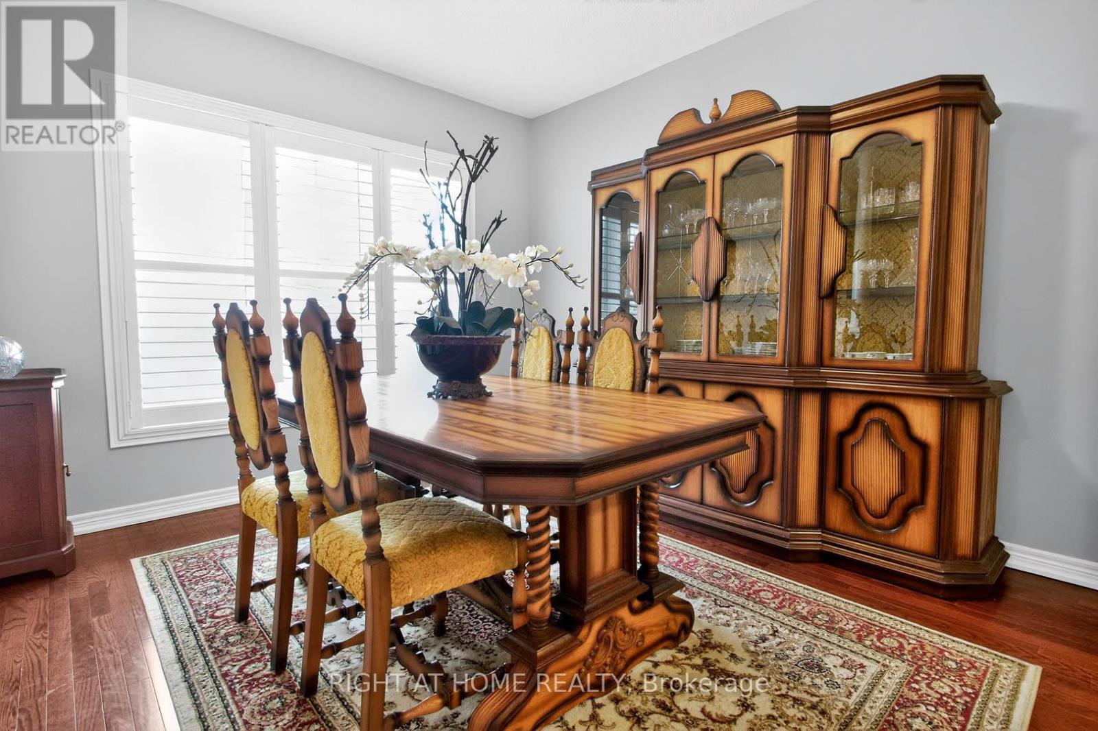 145 LOUISBOURG WAY, Markham (Greensborough), Ontario, L6E2A2 — Photo 2