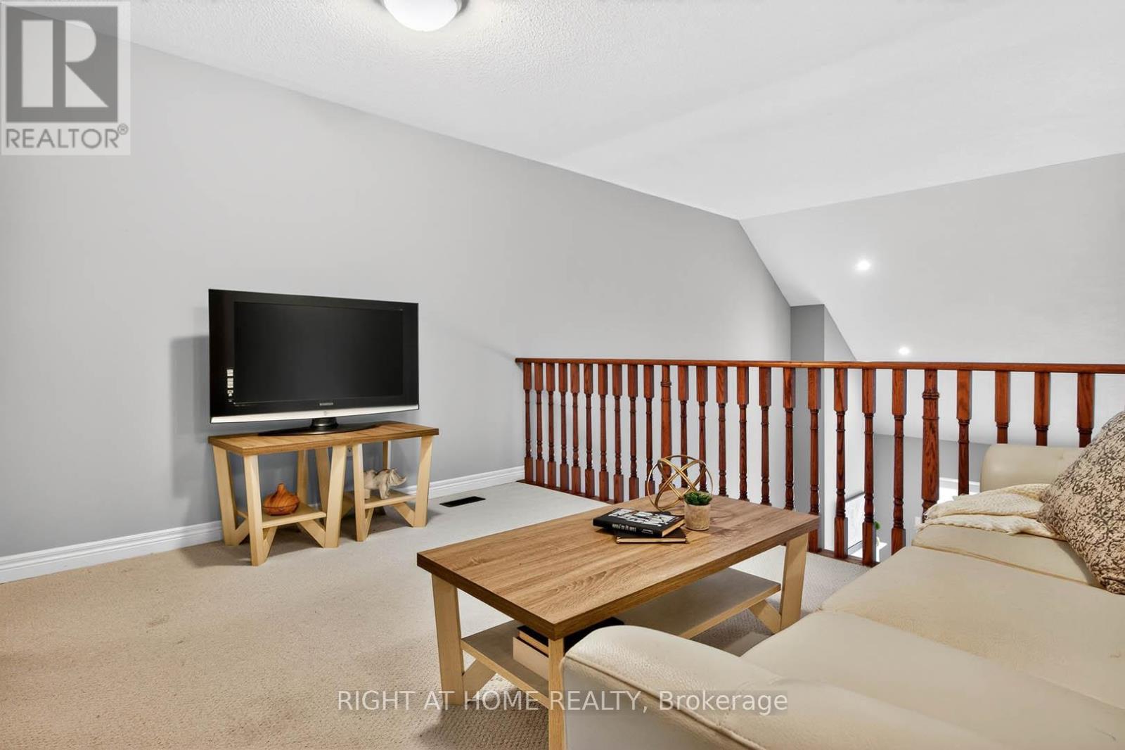 145 LOUISBOURG WAY, Markham (Greensborough), Ontario, L6E2A2 — Photo 9