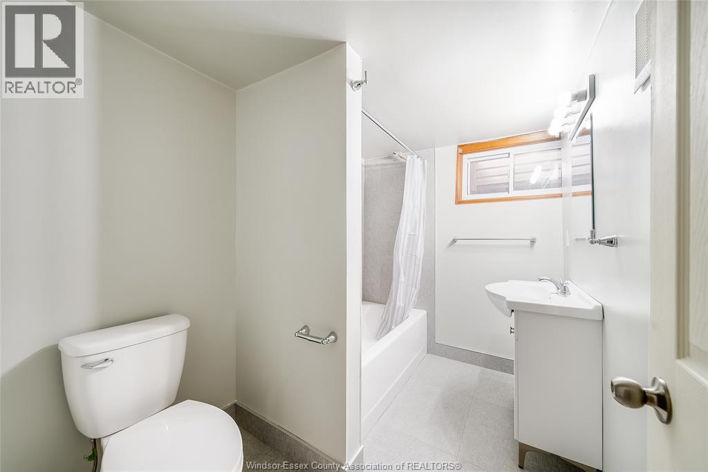 1511 HALL, Windsor, Ontario, N8X4R6 — Photo 39