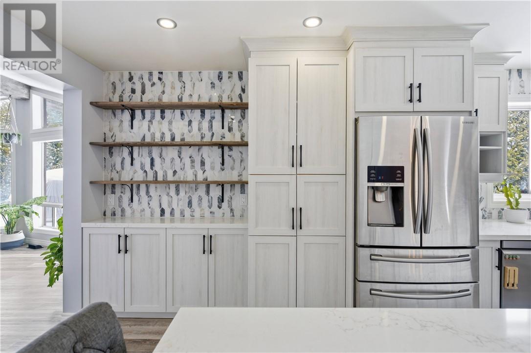 205 Balfour, Chelmsford, Ontario, P0M1L0 — Photo 2