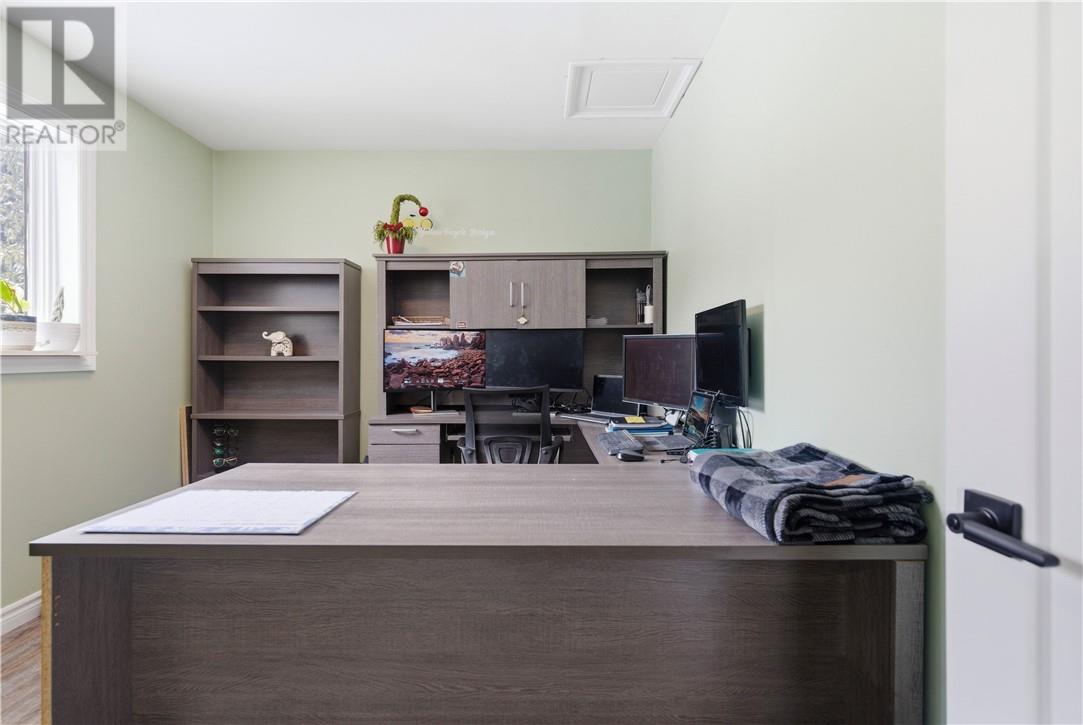 205 Balfour, Chelmsford, Ontario, P0M1L0 — Photo 8