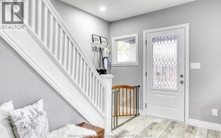 1141 HALL AVENUE, Windsor, Ontario, N9A2M8 — Photo 8