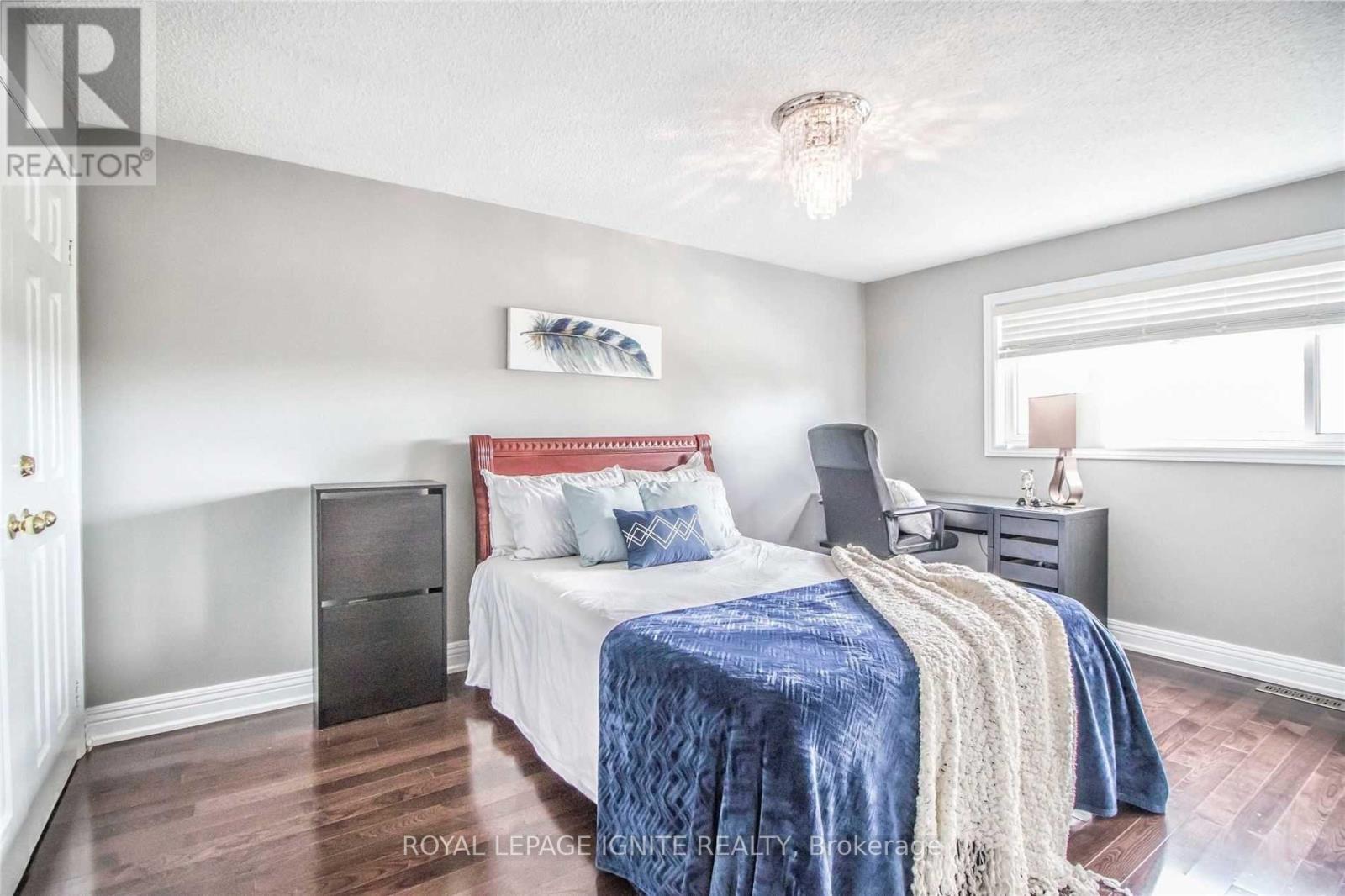 11 CARISBROOKE SQUARE, Toronto (Malvern), Ontario, M1B4M2 — Photo 10