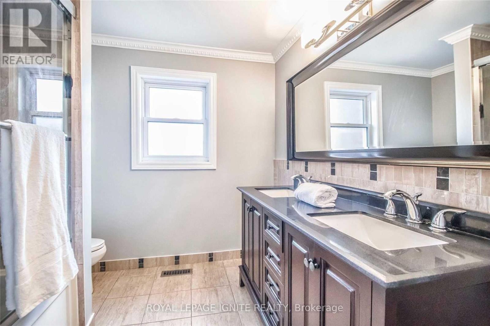 11 CARISBROOKE SQUARE, Toronto (Malvern), Ontario, M1B4M2 — Photo 21