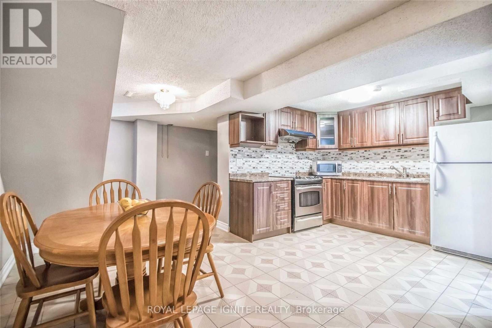 11 CARISBROOKE SQUARE, Toronto (Malvern), Ontario, M1B4M2 — Photo 22