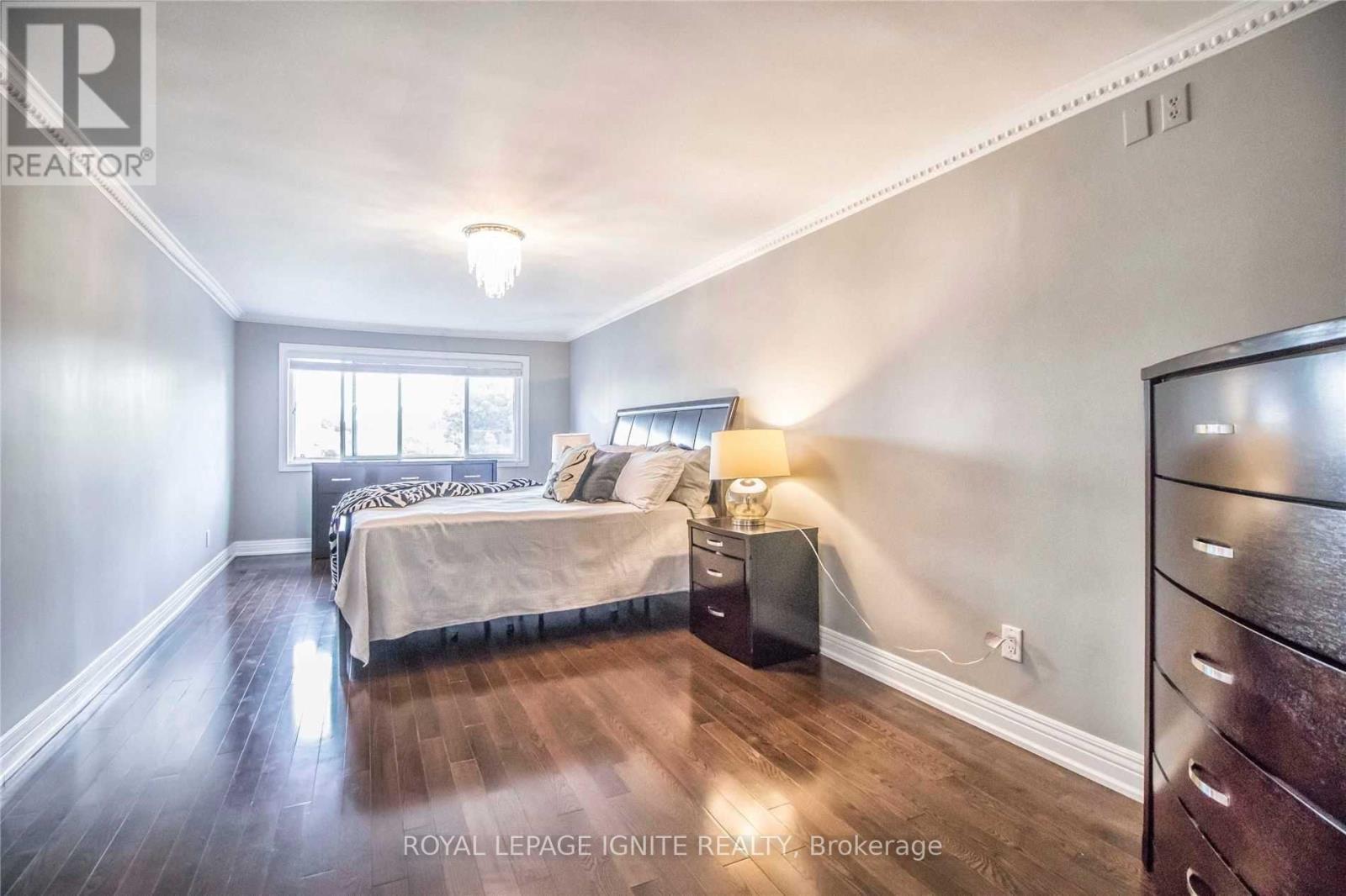 11 CARISBROOKE SQUARE, Toronto (Malvern), Ontario, M1B4M2 — Photo 3