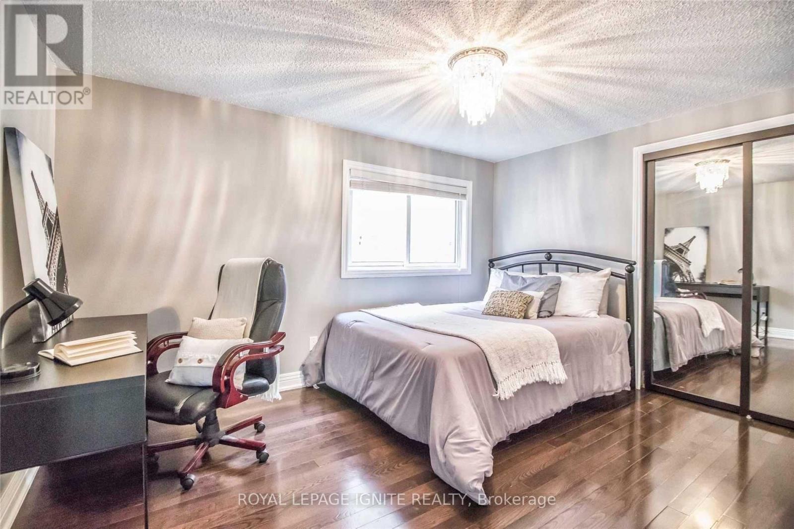 11 CARISBROOKE SQUARE, Toronto (Malvern), Ontario, M1B4M2 — Photo 7