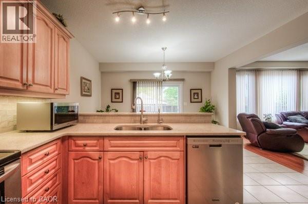 504 WOOD NETTLE Way, Waterloo, Ontario, N2V2Y1 — Photo 10