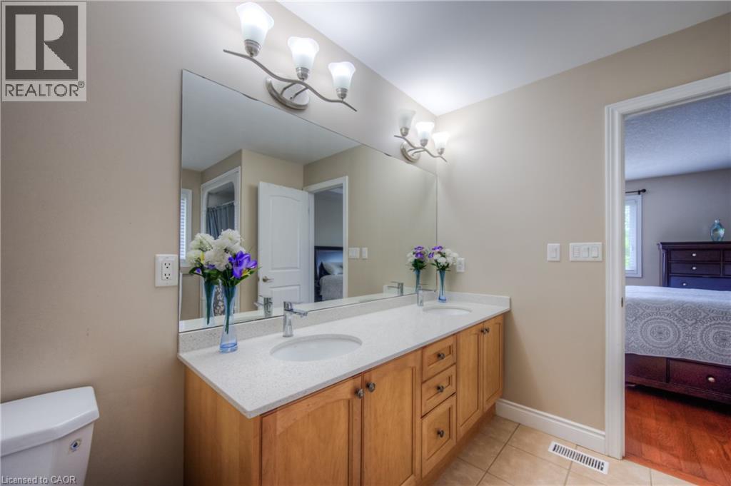 504 WOOD NETTLE Way, Waterloo, Ontario, N2V2Y1 — Photo 22