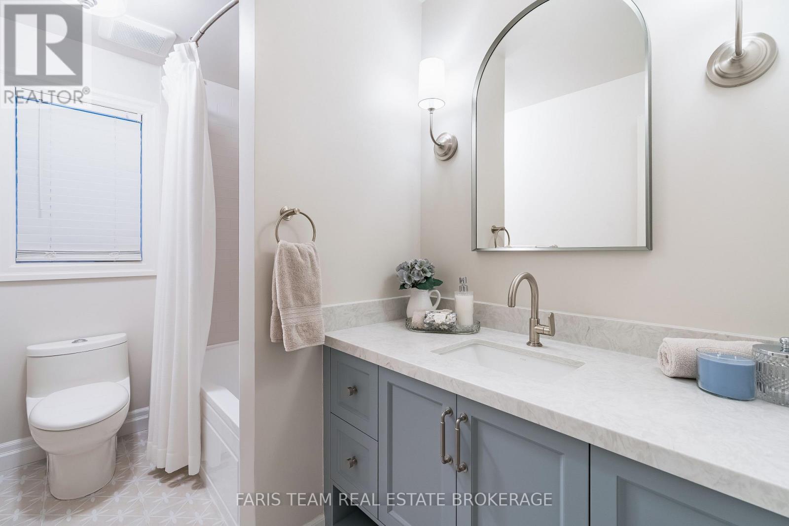 1 PINEVIEW DRIVE, Oro-Medonte, Ontario, L0L2L0 — Photo 16