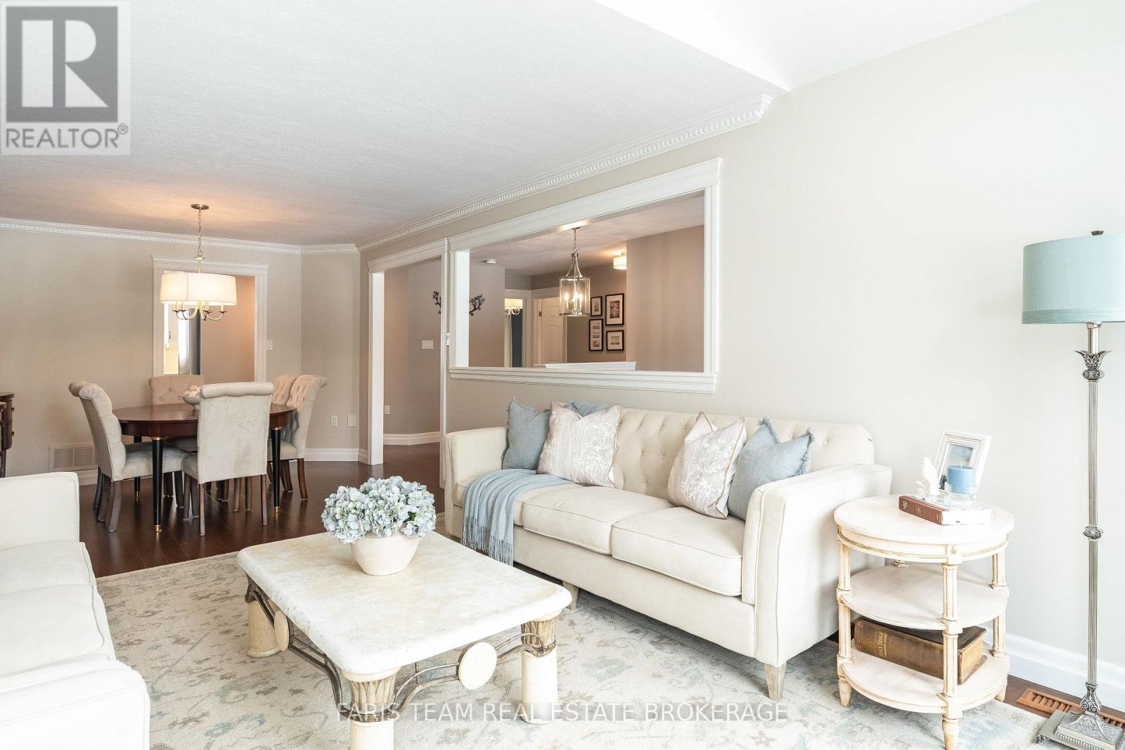 1 PINEVIEW DRIVE, Oro-Medonte, Ontario, L0L2L0 — Photo 17